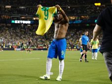 Imagem - Endrick desabafa sobre medo de não ir à Copa do Mundo: 'Quero ajudar a conquistar o sexto título'