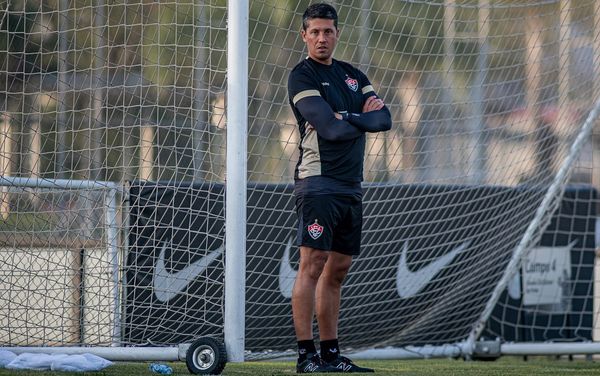 Rubro-negro, do técnico Thiago Carpini, ainda não conseguiu ganhar nesta edição do Brasileirão