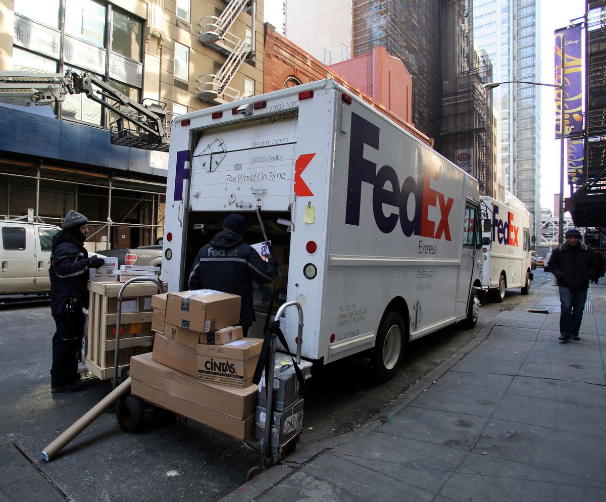 FedEx diz que demitirá até 2 mil funcionários na Europa por redução de custos