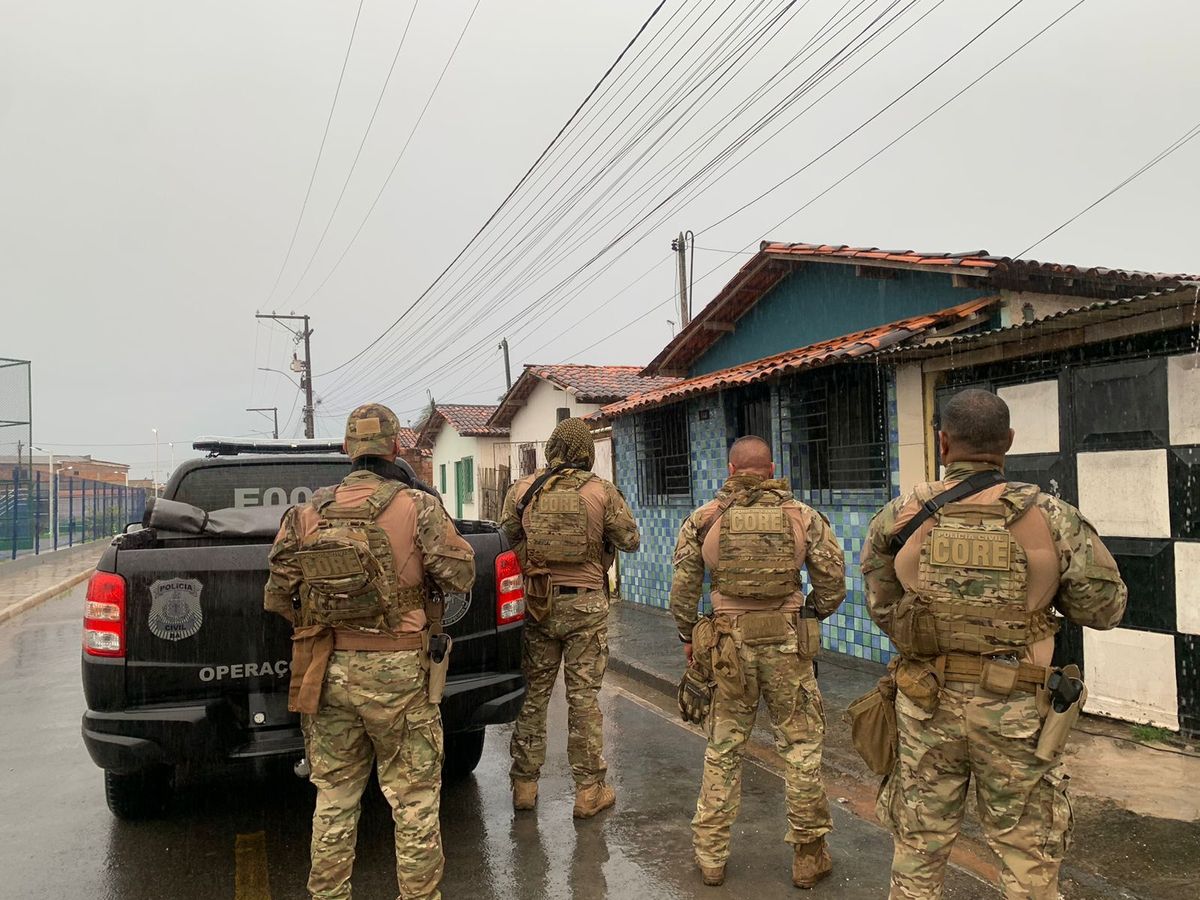 Mandados estão sendo cumpridos nesta quarta-feira (12)