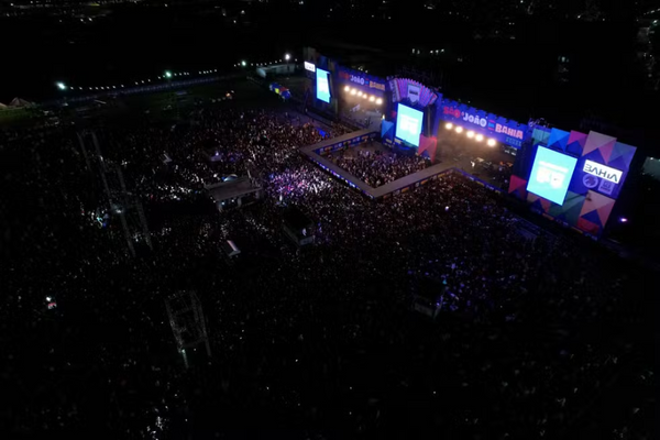 Festa no Parque de Exposições 