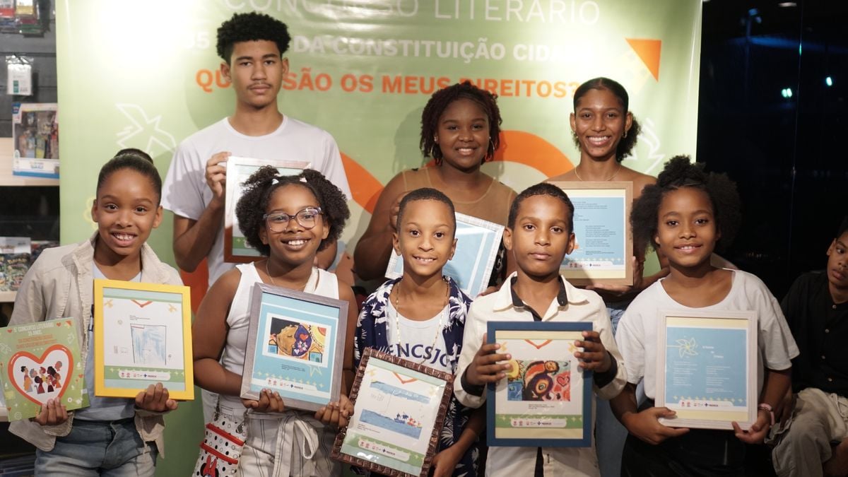 Os oito vencedores celebraram na Livraria Leitura