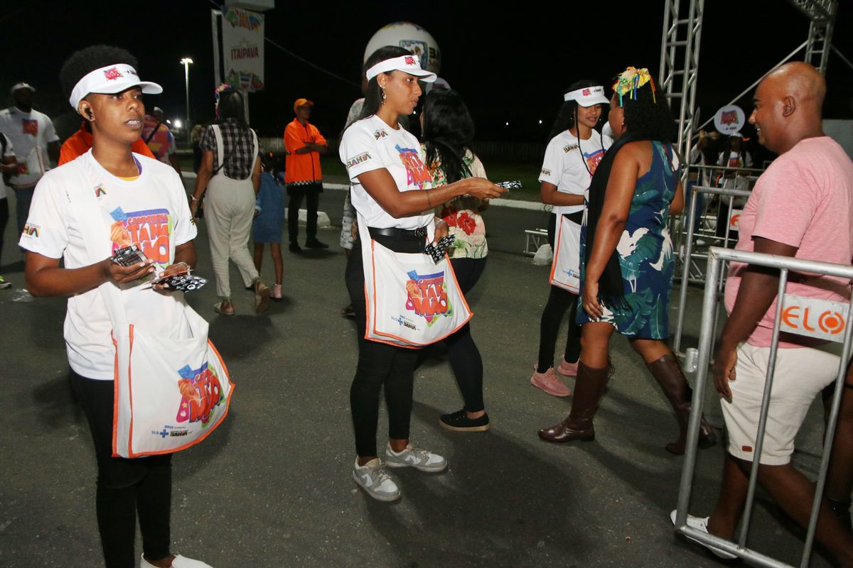 Distribuição de preservativos no Parque de Exposições