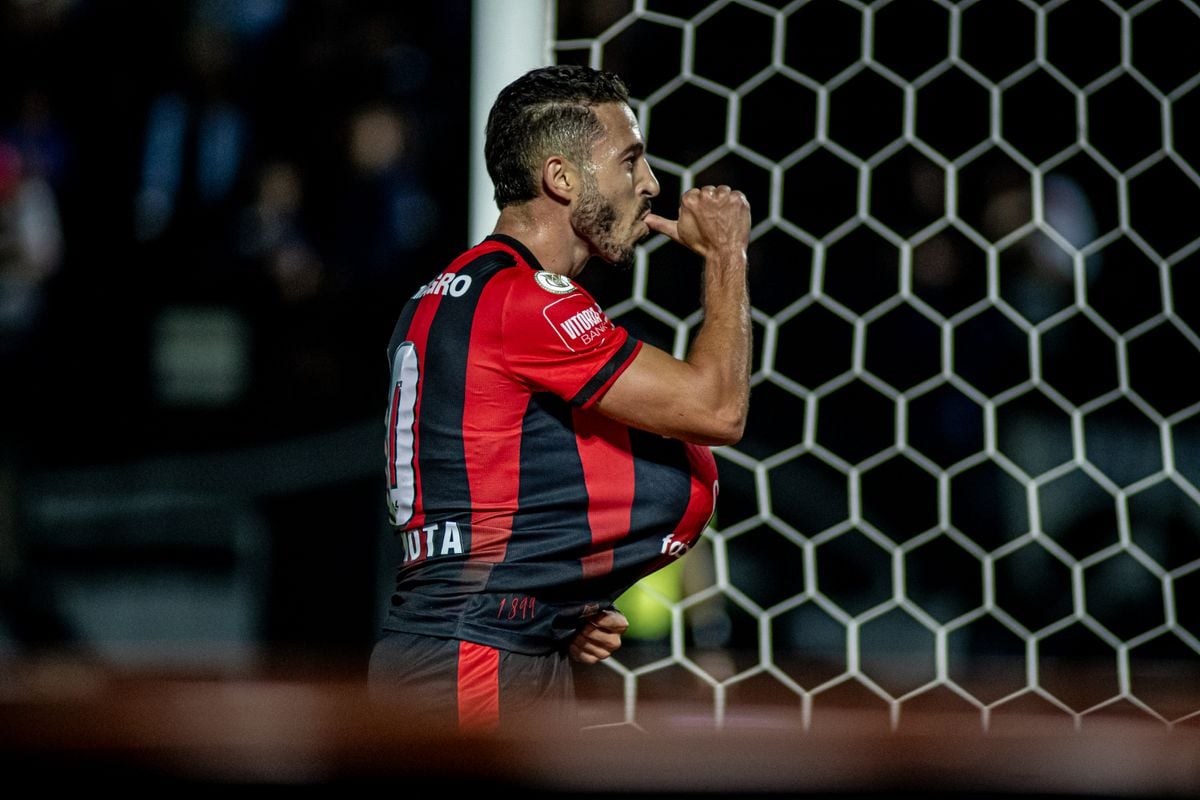 Jean Mota gol  por Victor Ferreira/EC Vitória 