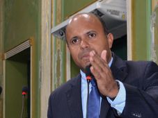 Imagem - Kiki Bispo repudia agressividade de dirigente da APLB e reitera que greve da entidade é política: 'Faz debate de baixo nível'
