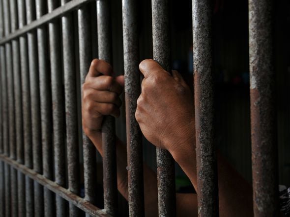 Imagem - Avô é condenado a 12 anos de prisão por estupro de neta de dois anos na Bahia