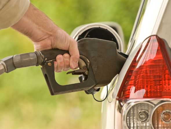 Imagem - Está cara mas poderia ser pior: preço da gasolina no Brasil está abaixo da média global