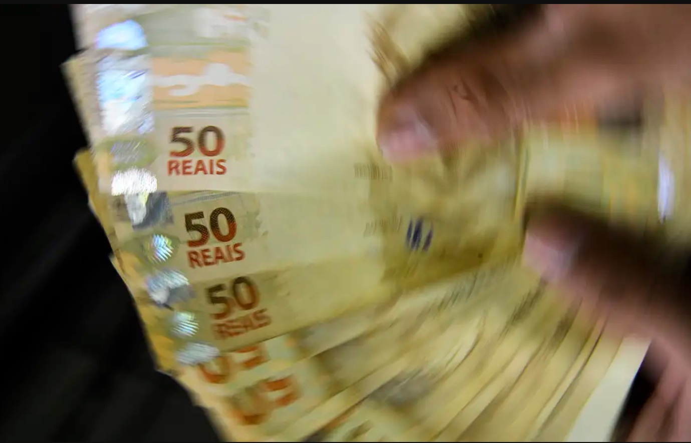 Dinheiro por Marcello Casal Jr/Agência Brasil