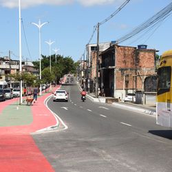 Imagem - Avenida Suburbana é reinaugurada com ciclovia alargada, novos retornos e construção de via marginal