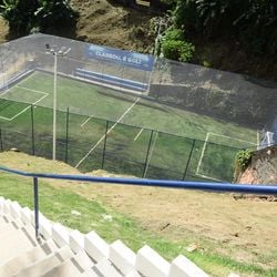 Imagem - Campos com gramado sintético são inaugurados em Paripe e Luiz Anselmo