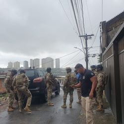 Imagem - Após mais de duas horas, reféns são libertadas em Cidade Nova