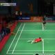 Imagem - Jogador chinês morre aos 17 anos após desmaiar em partida de badminton