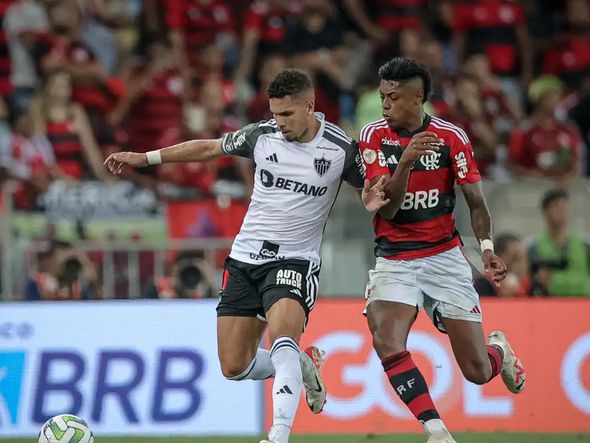 Imagem - Líder do Brasileiro, Flamengo enfrenta Atlético-MG no Mineirão