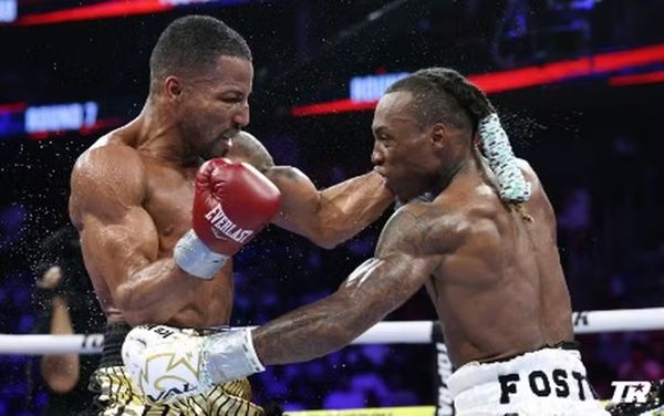 Robson Conceição conquistou o cinturão super-pena do Conselho Mundial de Boxe