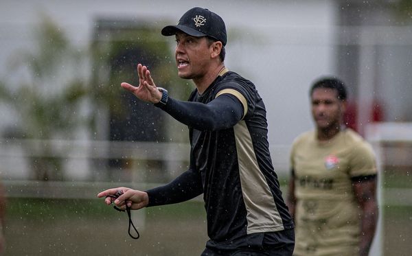 Técnico estreou no Vitória diante do Botafogo