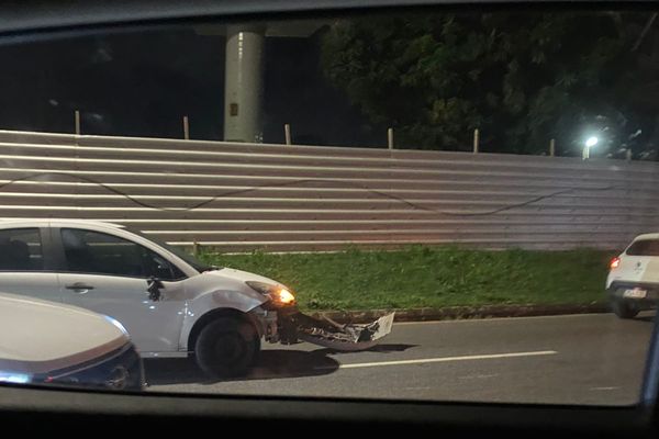 Acidente na Avenida Paralela