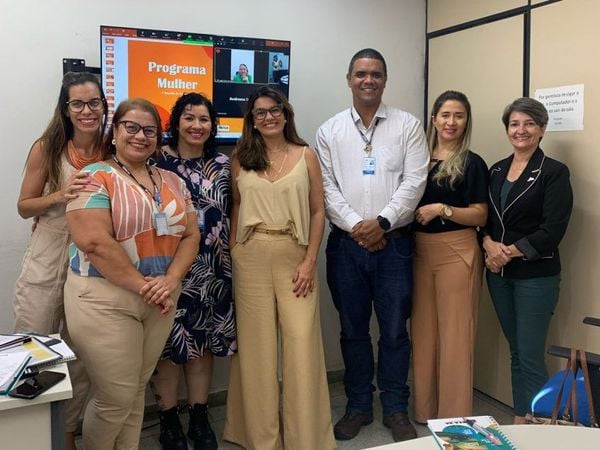 Kelly Carneiro, Nadja Pacheco, Selma Alves, Maria Teresa Cerqueira, Joseval Carqueija, Iva Barbosa e Simone Troina