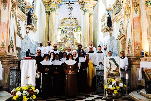 Santa Missa em homenagem aos 309 anos da morte de Madre Vitória