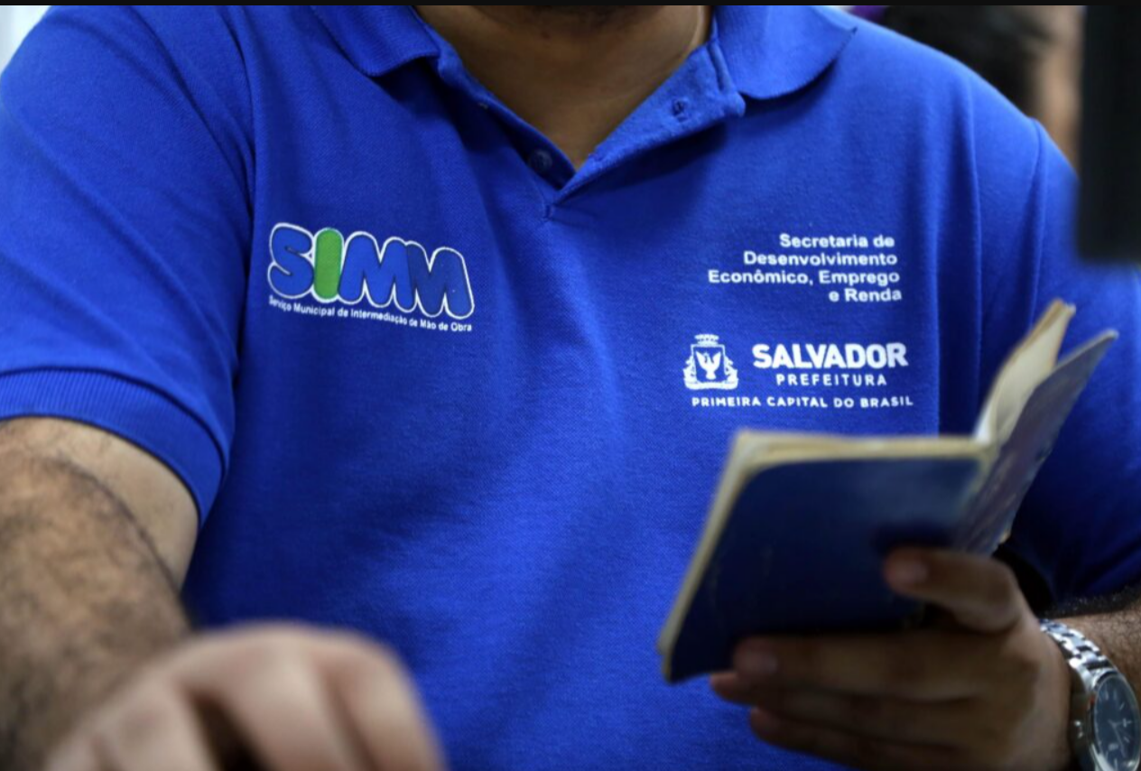 Salvador oferece 327 vagas com salários de até R$ 3,2 mil para esta quinta-feira (22)
