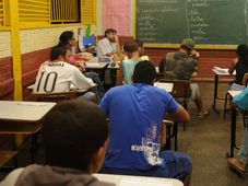 Imagem - Brasil deve levar mais de 15 anos para superar desigualdades no Ensino Médio, aponta estudo