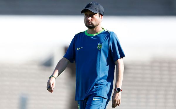 Arthur Elias, técnico da seleção feminina de futebol