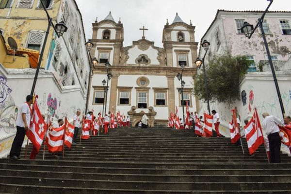 Procissão percorrerá as ruas do Centro Histórico de Salvador como parte da Festa do Sagrado Coração de Jesus