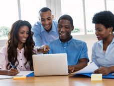 Imagem - Programa de Estágio Afirmativo da Livelo para jovens talentos pretos e pardos
