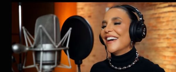 Ivete Sangalo por Reprodução