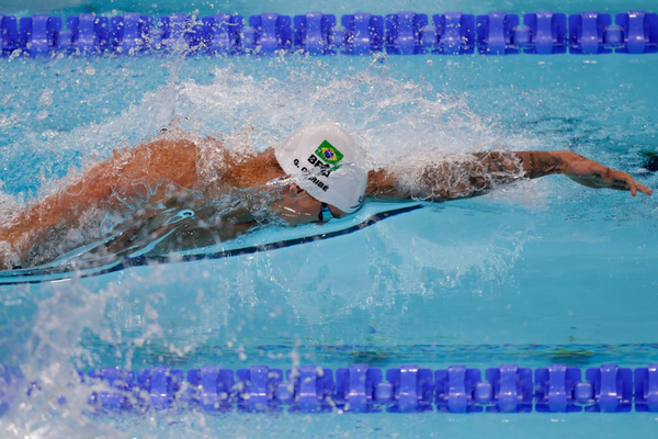 Com 14 anos, Guilherme Caribé decidiu abandonar as piscinas