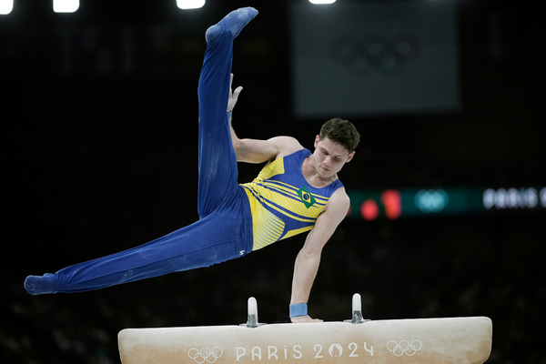 O ginasta Diogo Soares competiu na final individual geral masculina