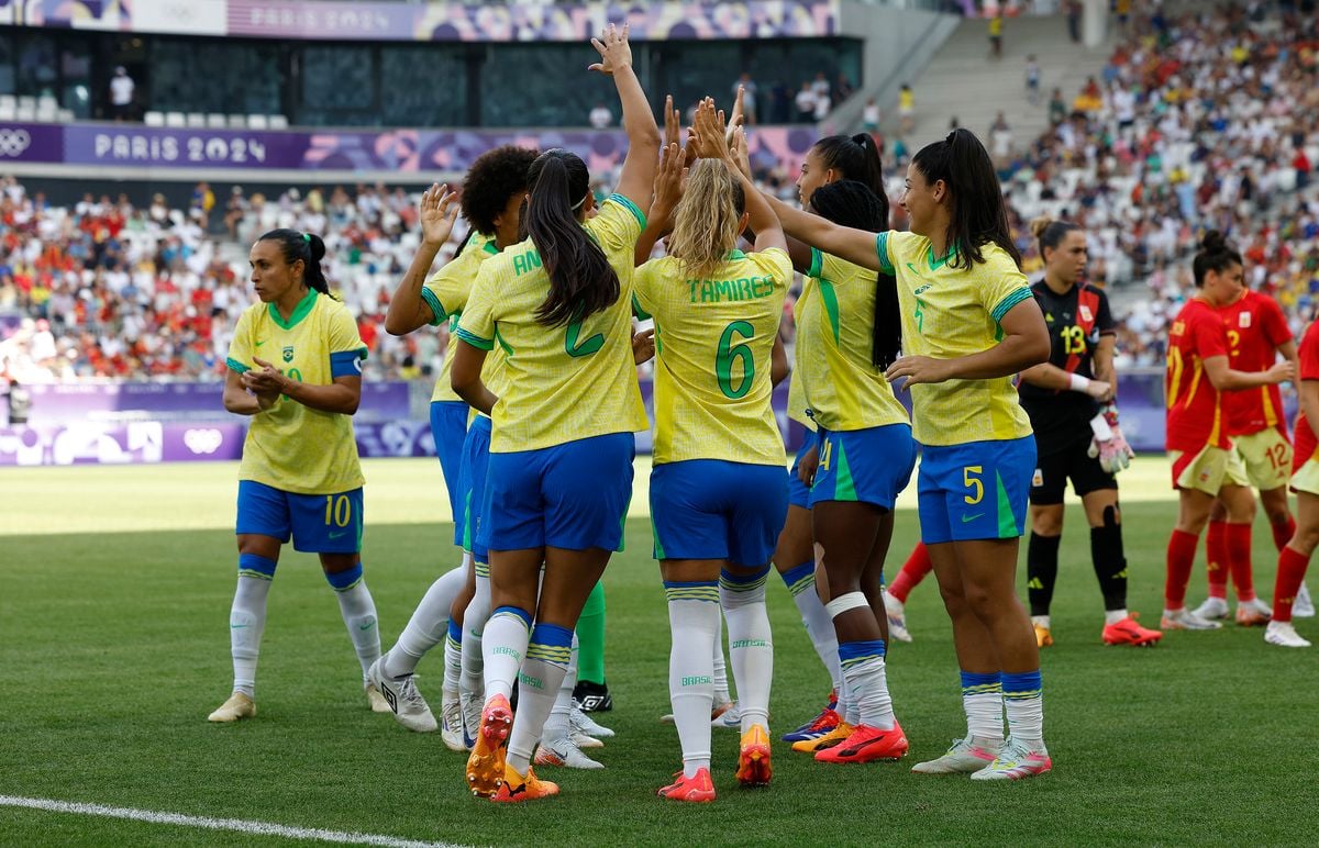 sELEÇÃO FEMININA 