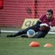 Imagem - Fluminense faz proposta pelo goleiro Lucas Arcanjo; Vitória analisa