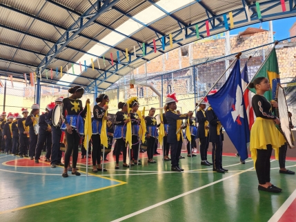 Estudantes participam de encontro intercolegial de fanfarras em Salvador