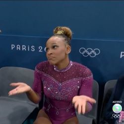 Imagem - Após polêmica com ouro de Rebeca, Simone Biles se defende: ‘Não é grande coisa para mim’