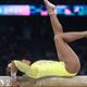 Imagem - Simone Biles cai, e Rebeca fica fora do pódio na trave