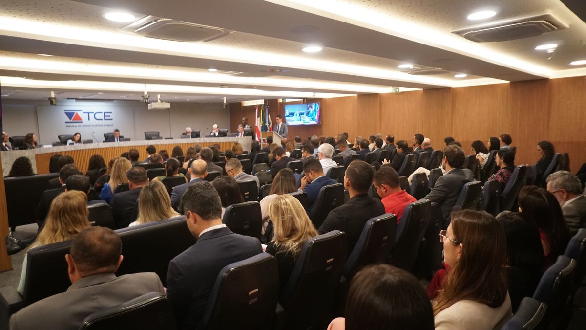 Plenário do Tribunal de Contas do Estado da Bahia (TCE-BA)