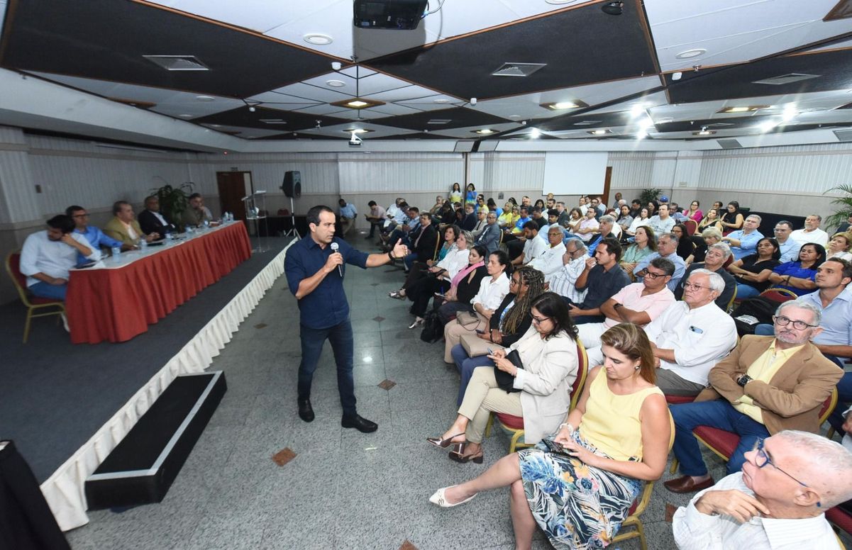 Candidato à reeleição e prefeito de Salvador, Bruno Reis