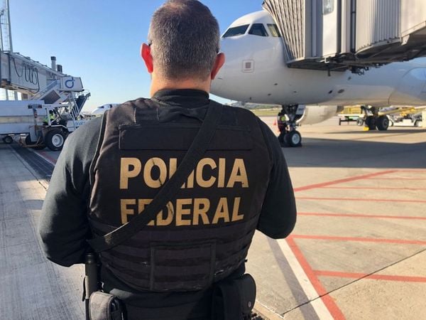 Polícia Federal no aeroporto