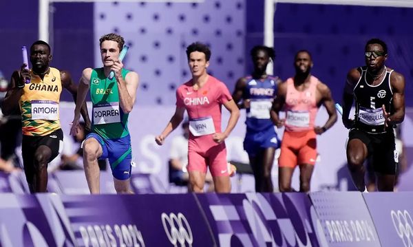 Revezamento no atletismo 4x100m em Paris