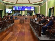 Imagem - Câmara aprova plano de carreira dos professores municipais de Salvador