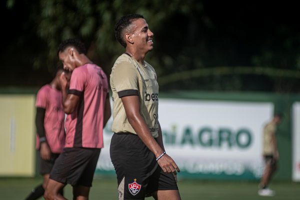 Zé Hugo fez dois gols no jogo-treino contra o Itabuna