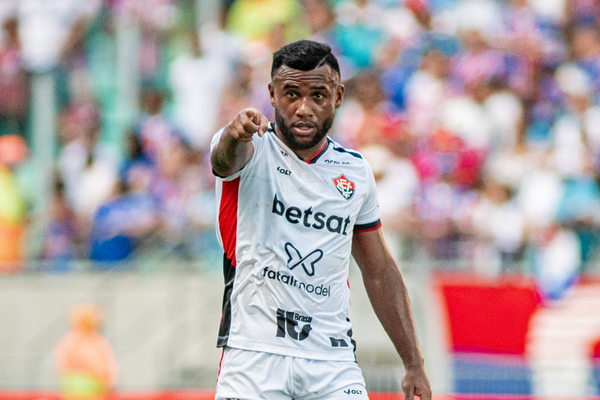 Emprestado pelo São Paulo, Luan Santos se tornou peça-chave no Vitória