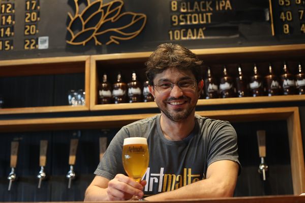 Rubens Soares é dono da Artmalte, cervejaria artesanal no Rio Vermelho