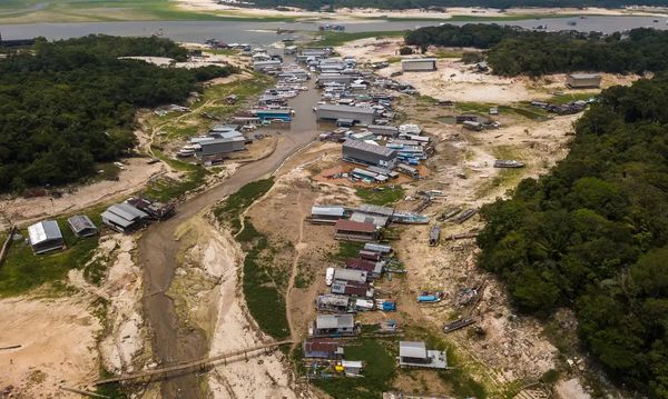 Rios enfrentam período de seca na Amazônia