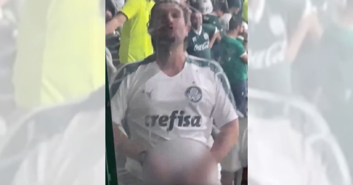 Torcedor do Palmeiras que fez gesto obsceno está sendo procurado 