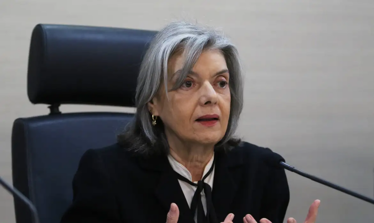 Ministra Carmen Lúcia