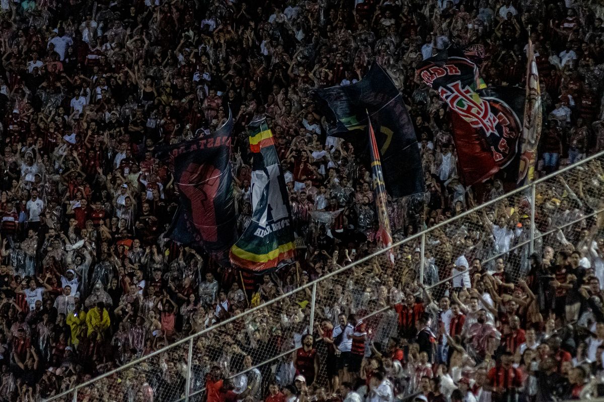 Torcida do Vitória no Barradão