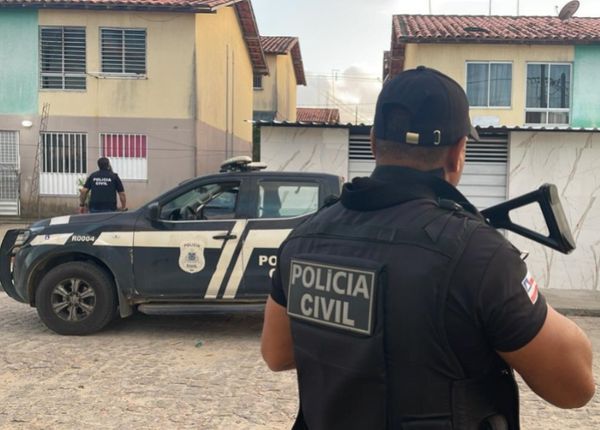 Mãe da criança denunciou o suspeito após ouvir relato da filha