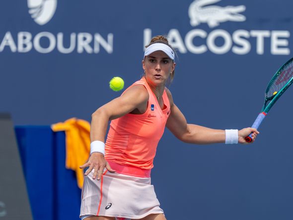 Imagem - Bia Haddad confirma boa fase e vence na estreia das duplas do WTA 1000 de Pequim; Stefani cai