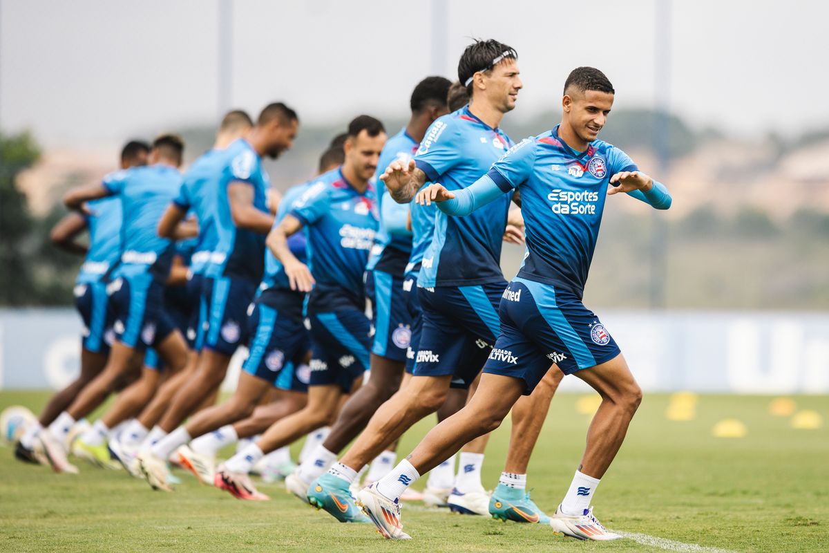 Elenco do Bahia em treino 